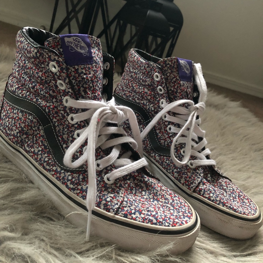 🌸🌷Floral SK8 High Vans🌷🌸